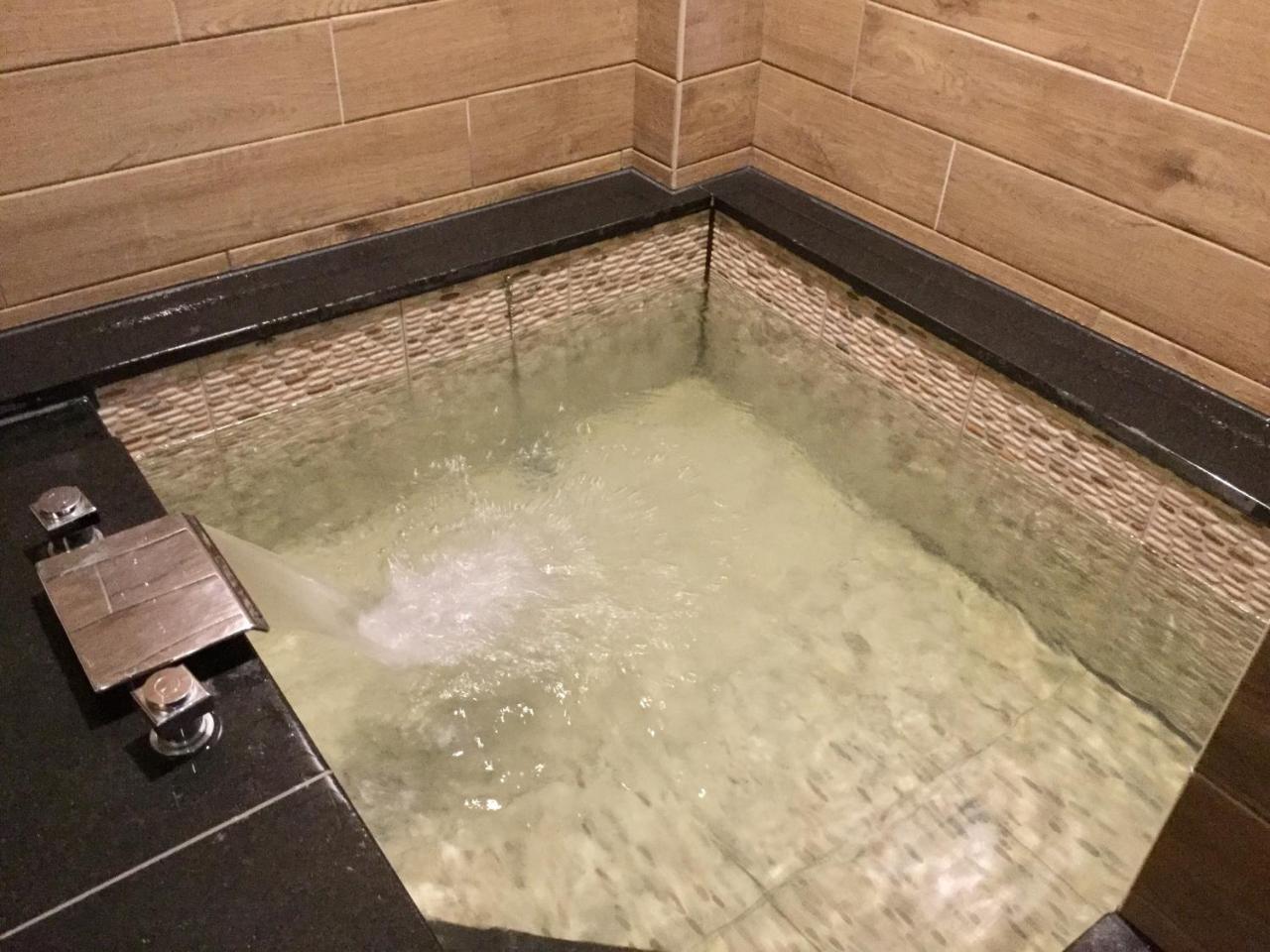 Spoon Spa Hall Цзяосі Екстер'єр фото